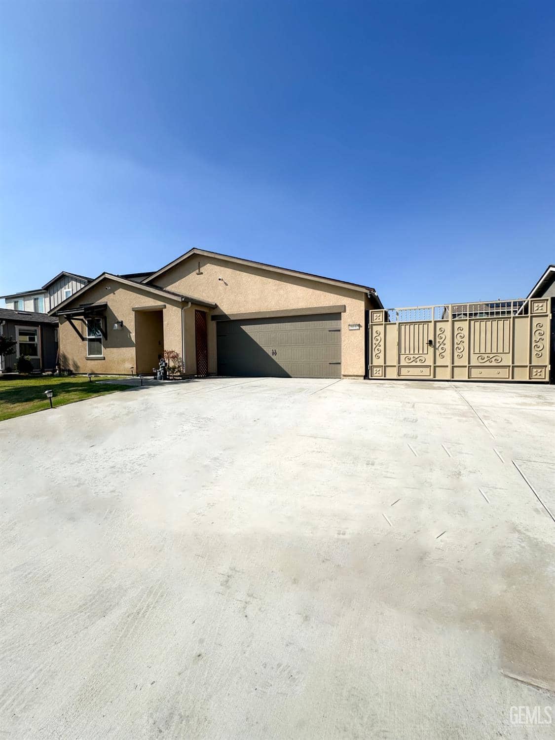 10112 Cooper Lake Avenue — photo 3