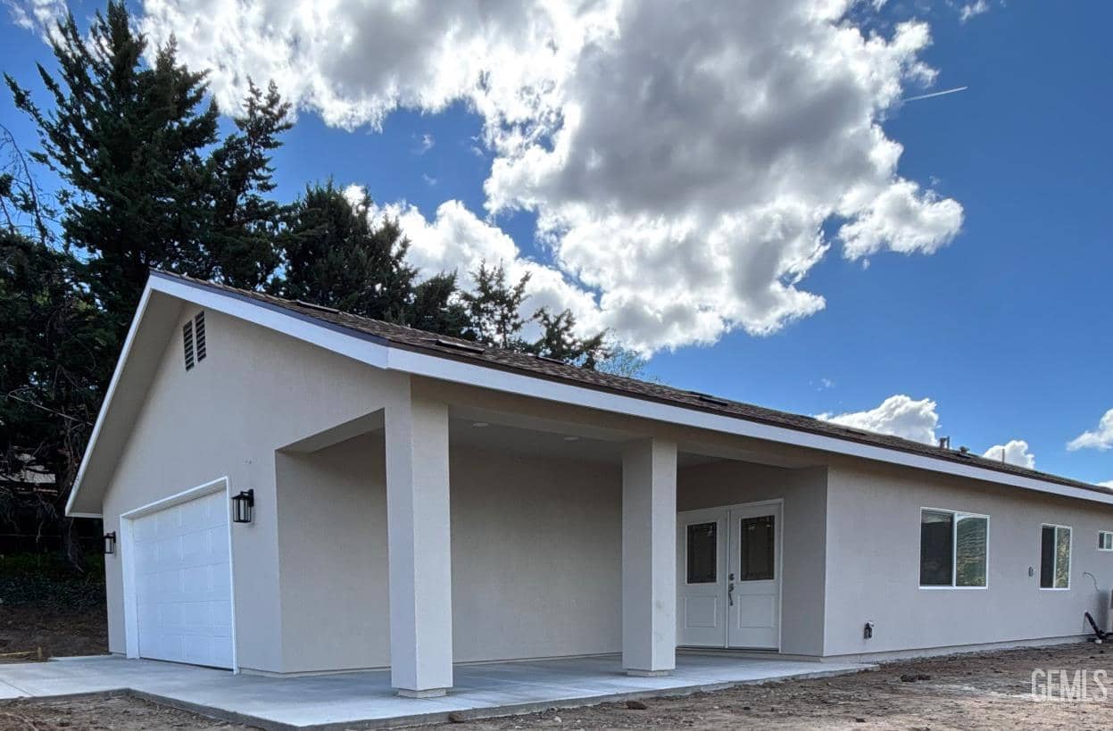 22381 Vaquero Drive — photo 3