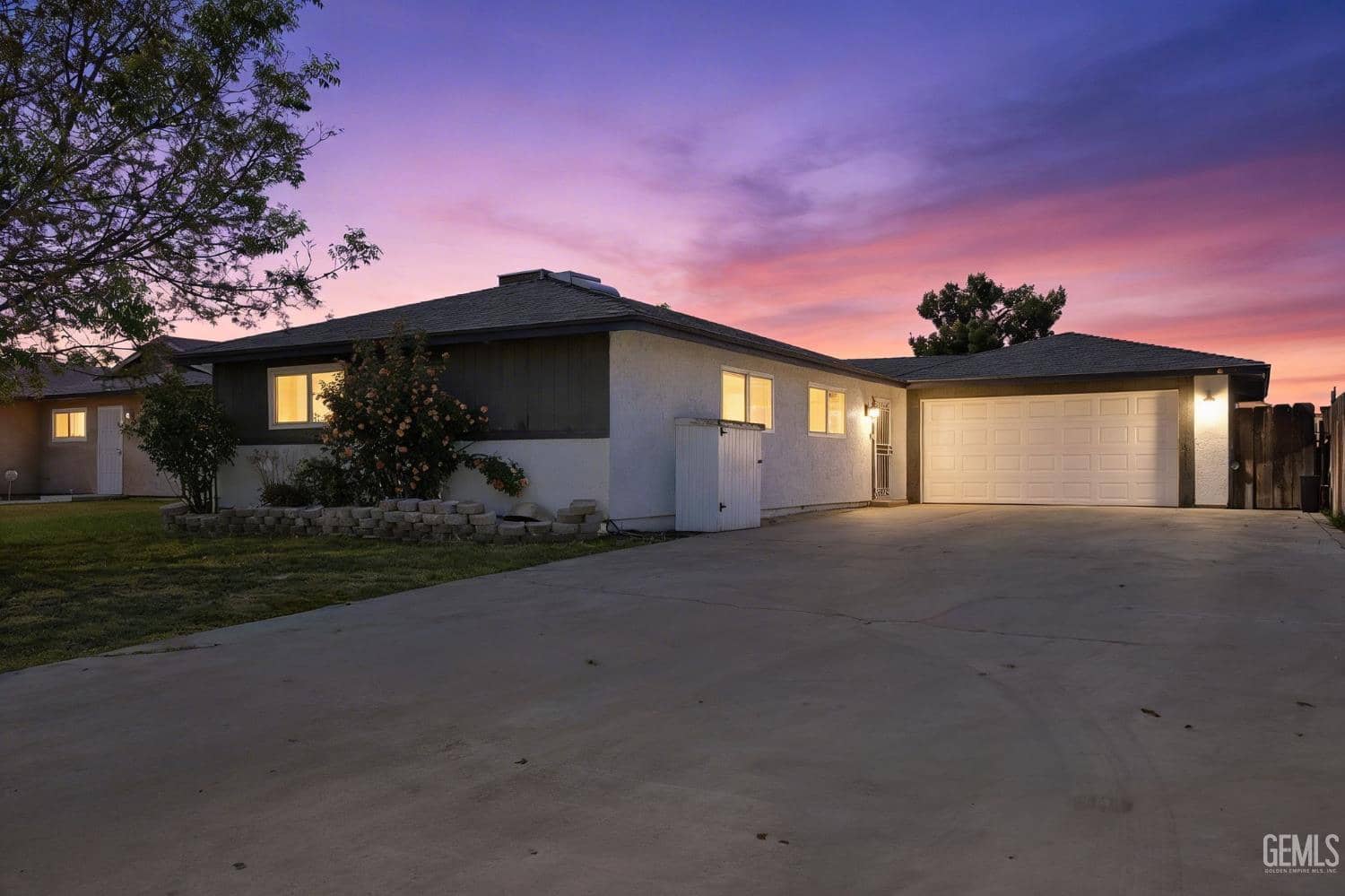 5208 Thyme Lane — photo 1