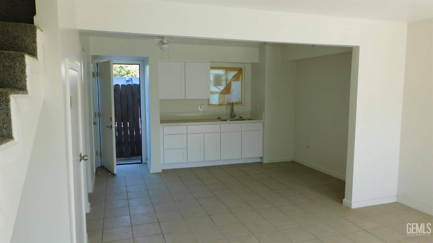 1620 Oregon Street — photo 4