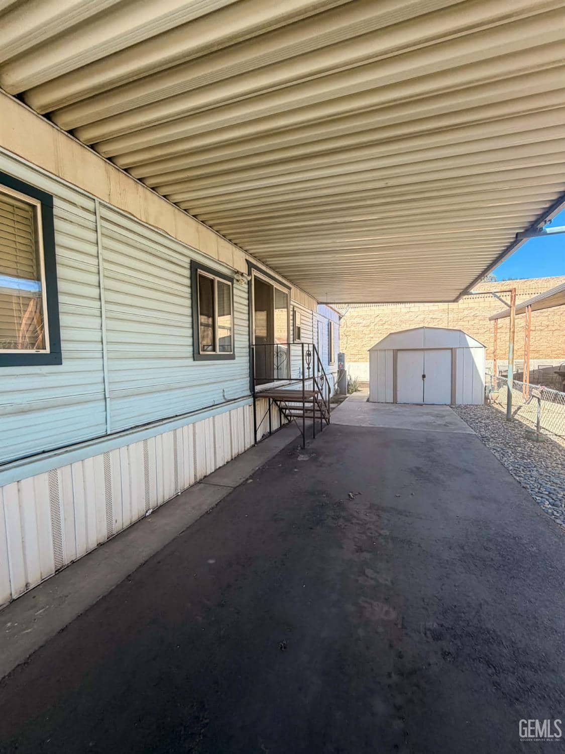 4401 Hughes Lane — photo 4