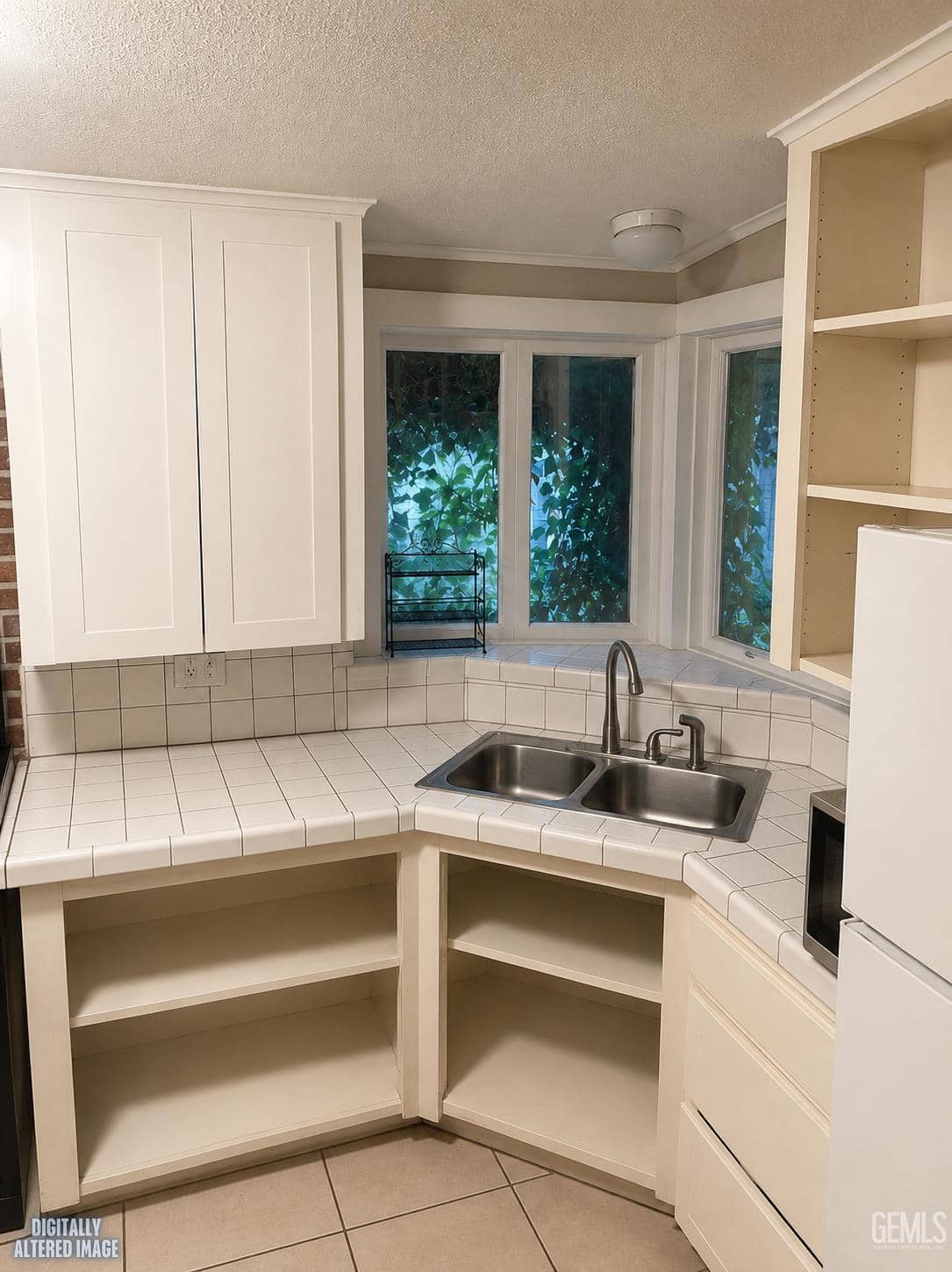 1/2 E Moneta Avenue — photo 4
