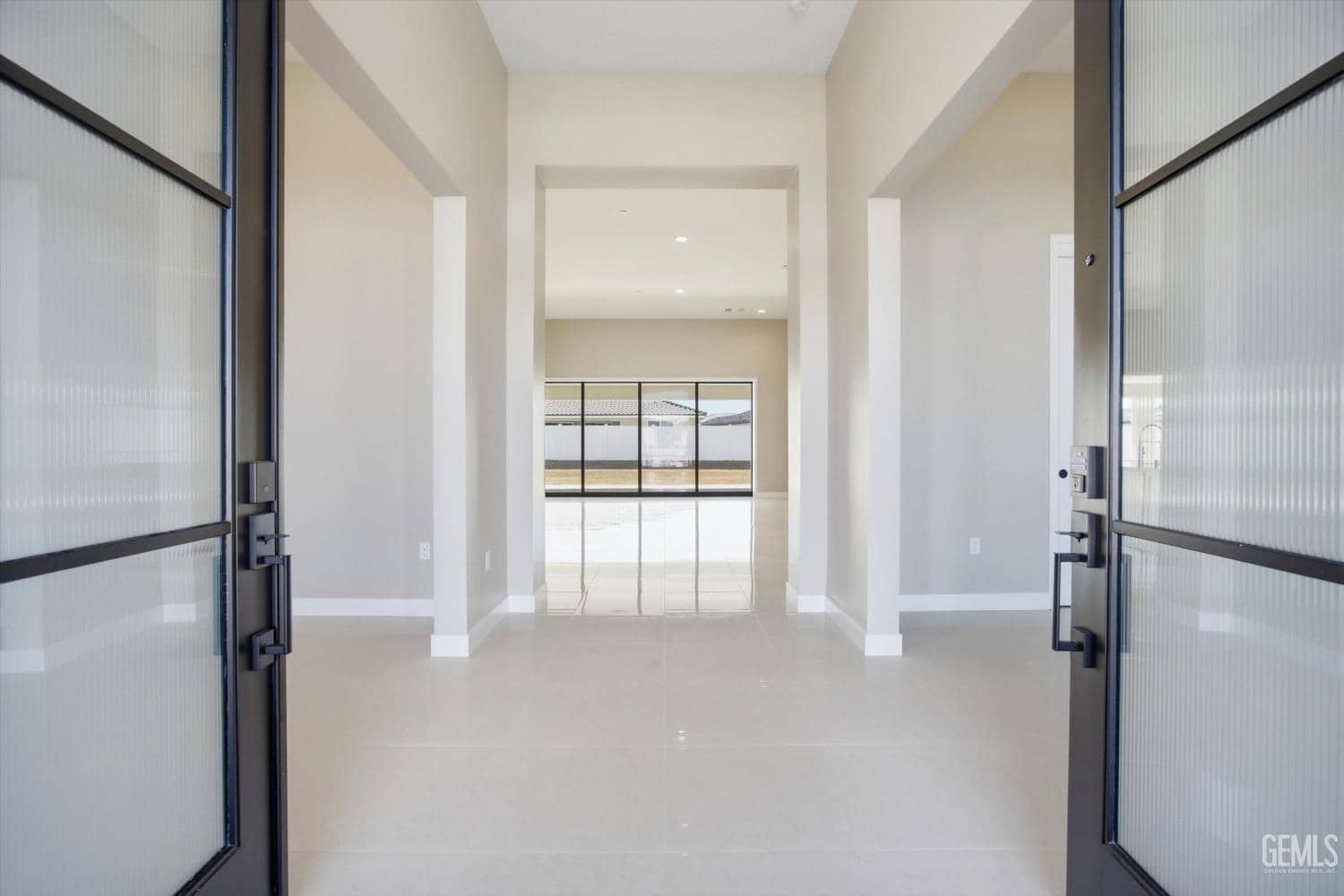 7112 Healthland Dr — photo 4