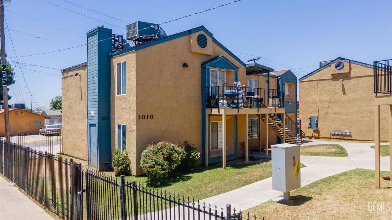 1010 Beale Avenue — photo 6