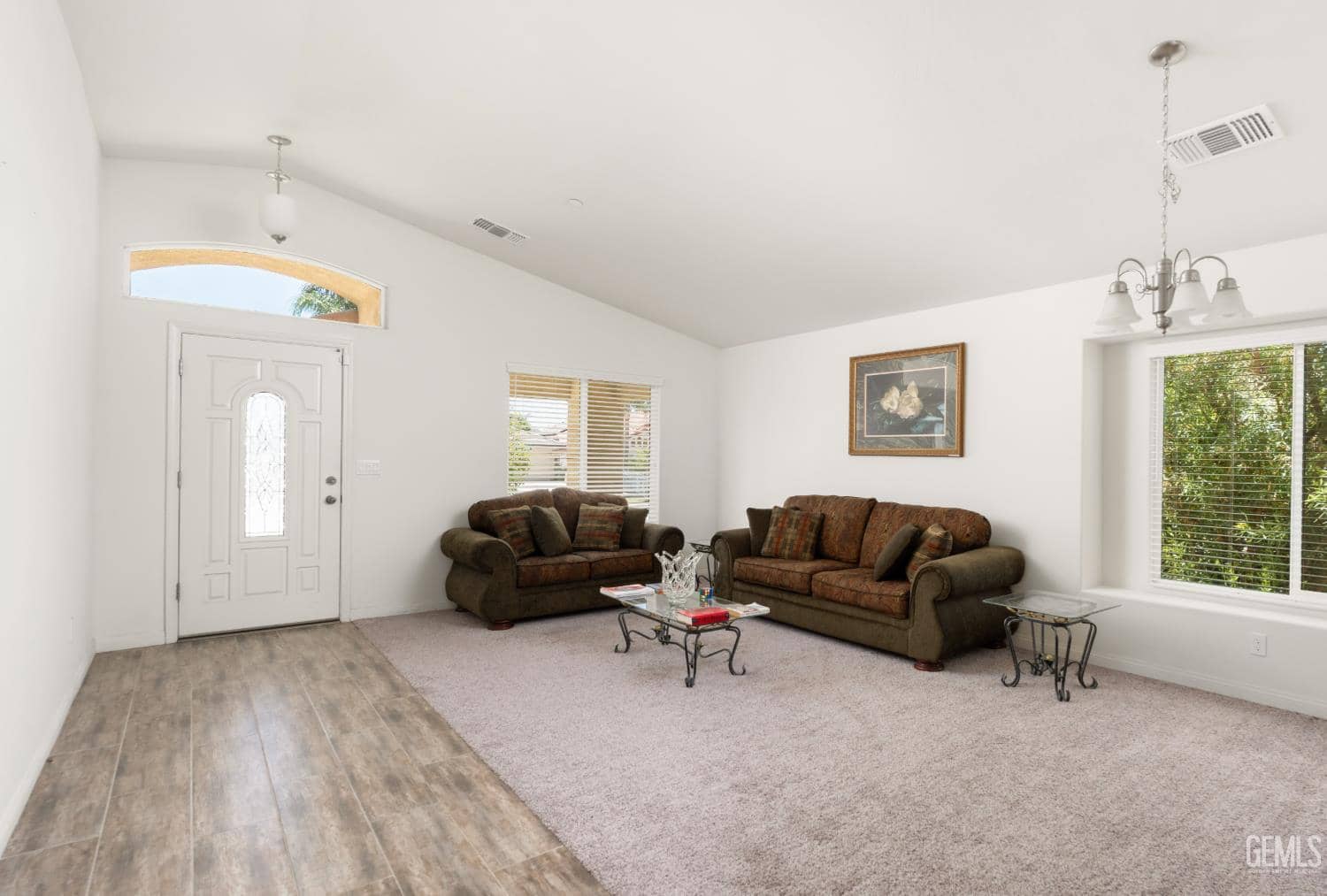 9808 Snowdon Avenue — photo 3