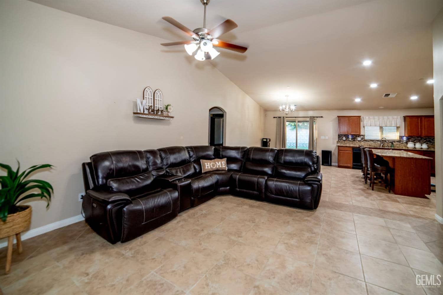 10706 Montemar Drive — photo 4
