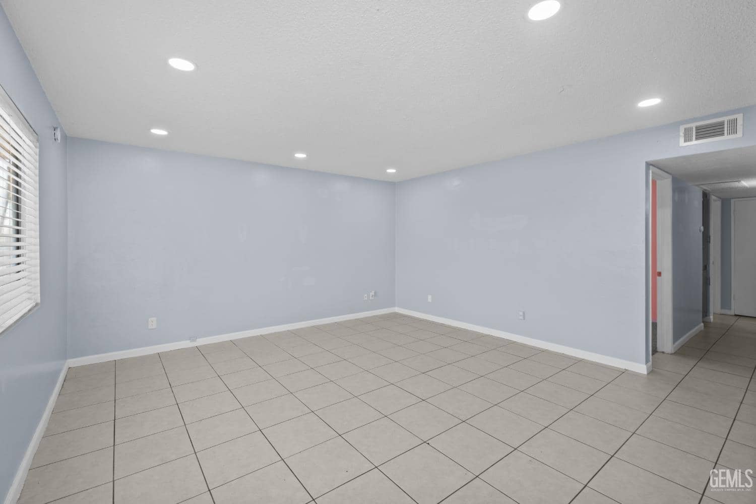 1316 El Tejon Avenue — photo 4