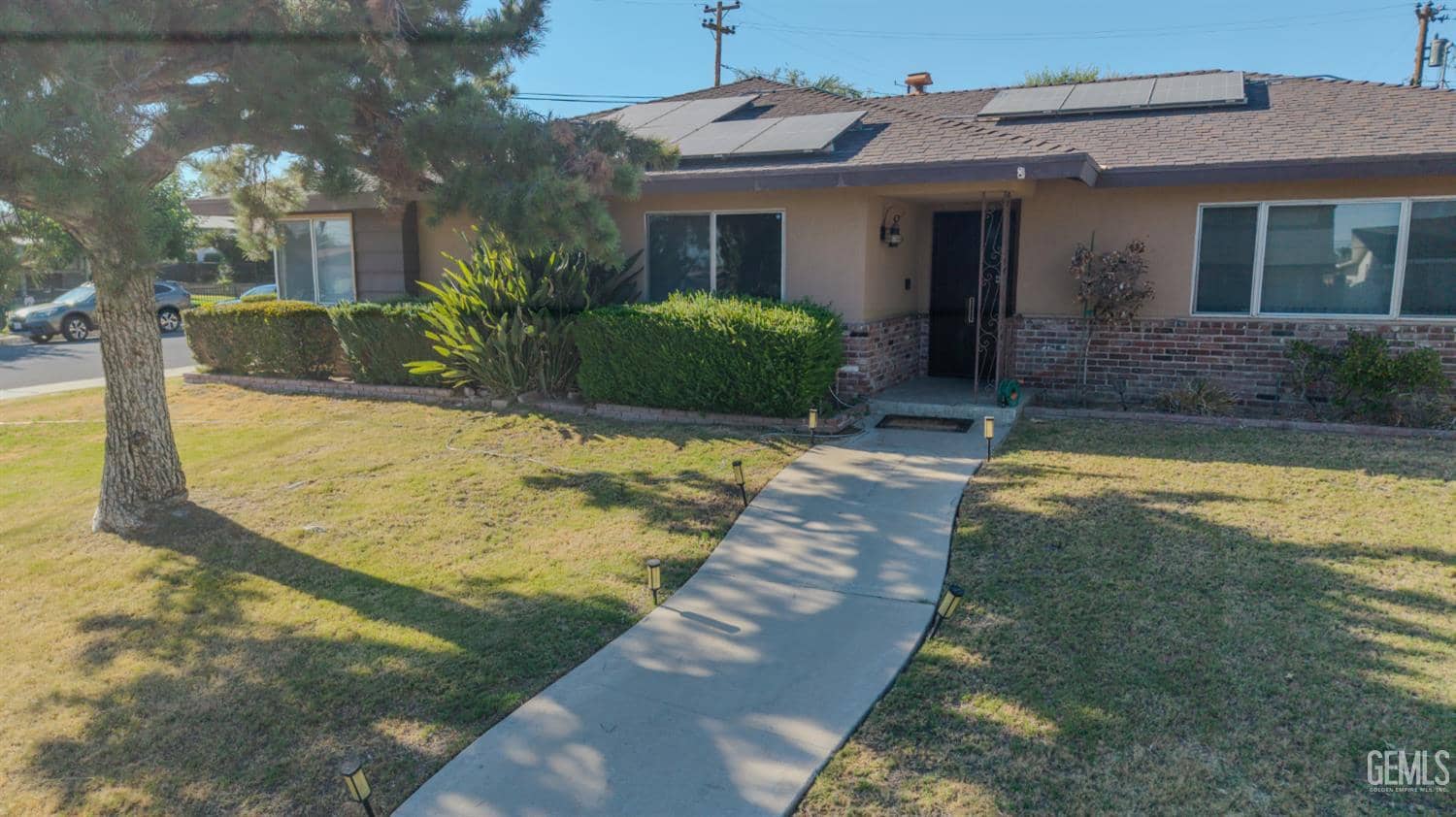 200 Electra Avenue — photo 3