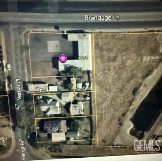 1231 Brundage Lane
