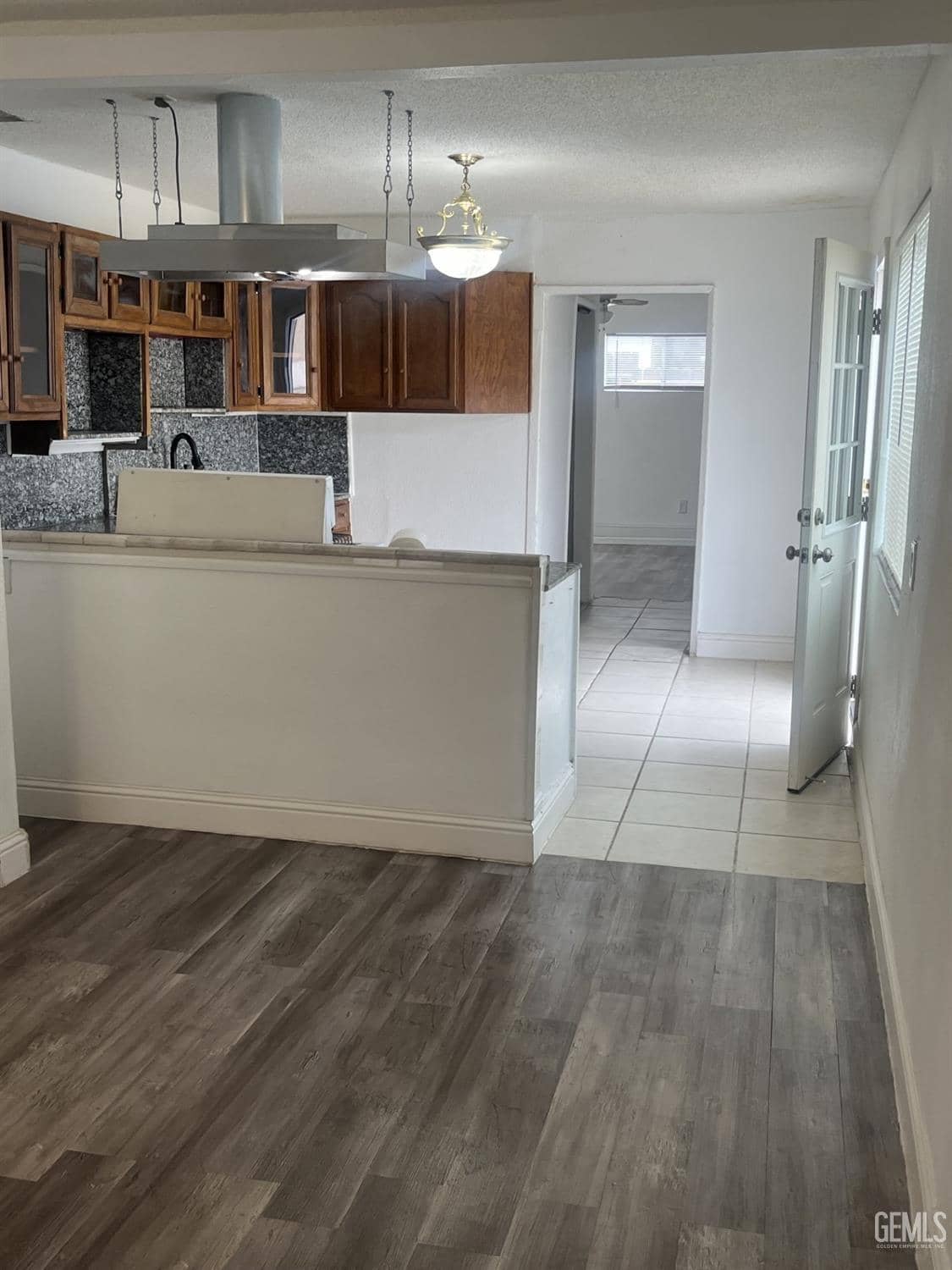 2612 Norman Avenue — photo 3