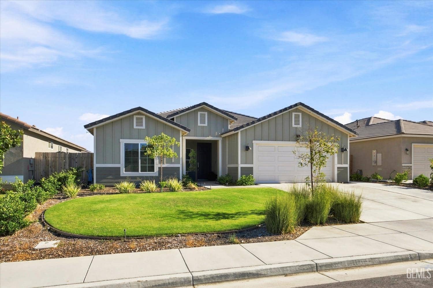 10301 Huslia River Avenue — photo 2