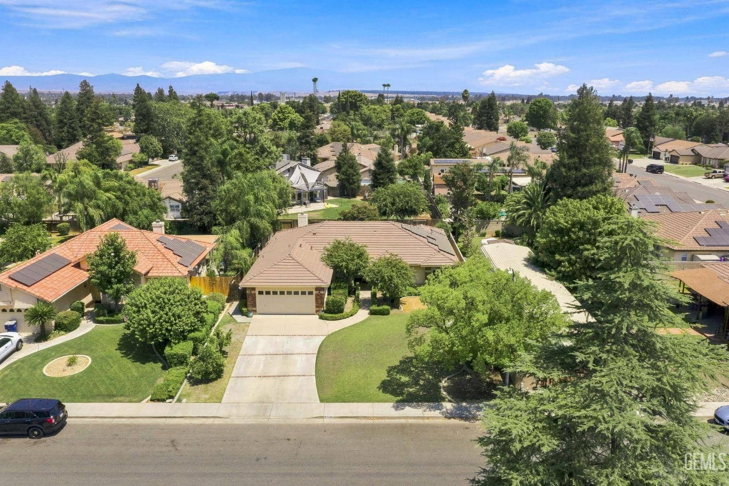 5600 Rockwell Drive — photo 2