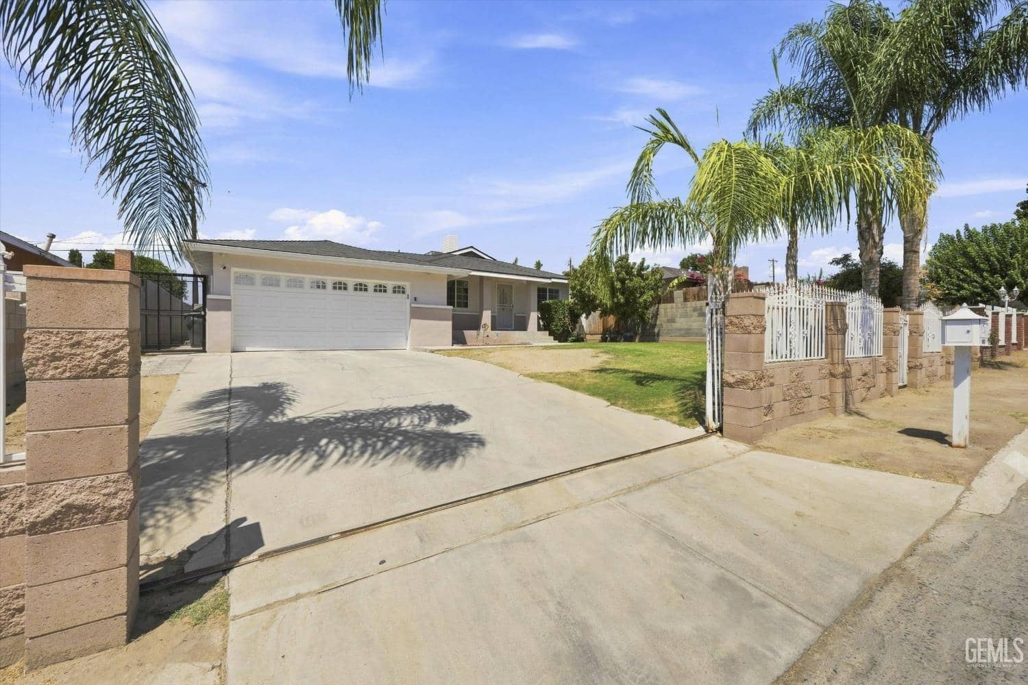 2308 Tangerine Street — photo 3