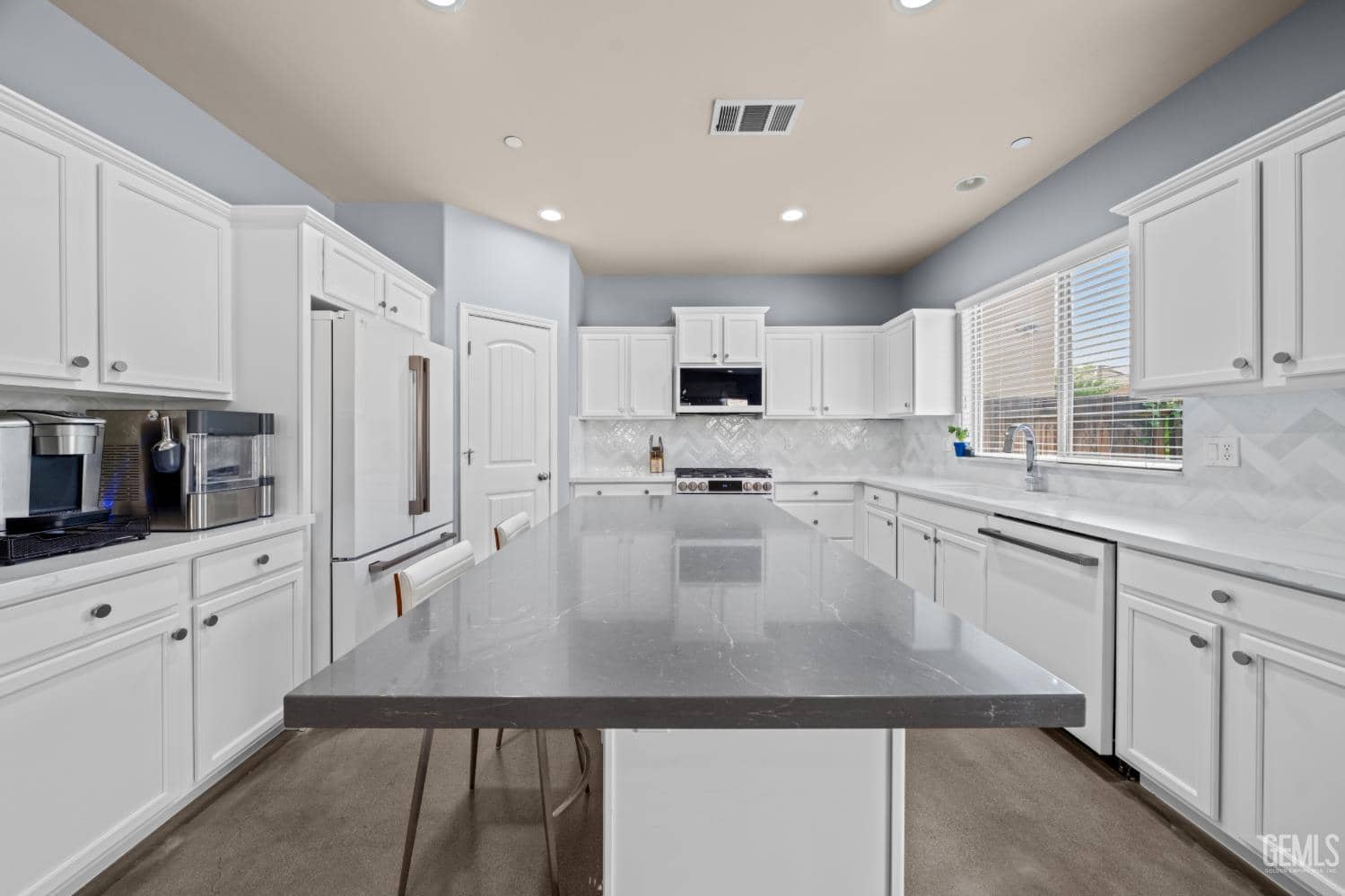 9307 Liberty Island Drive — photo 4