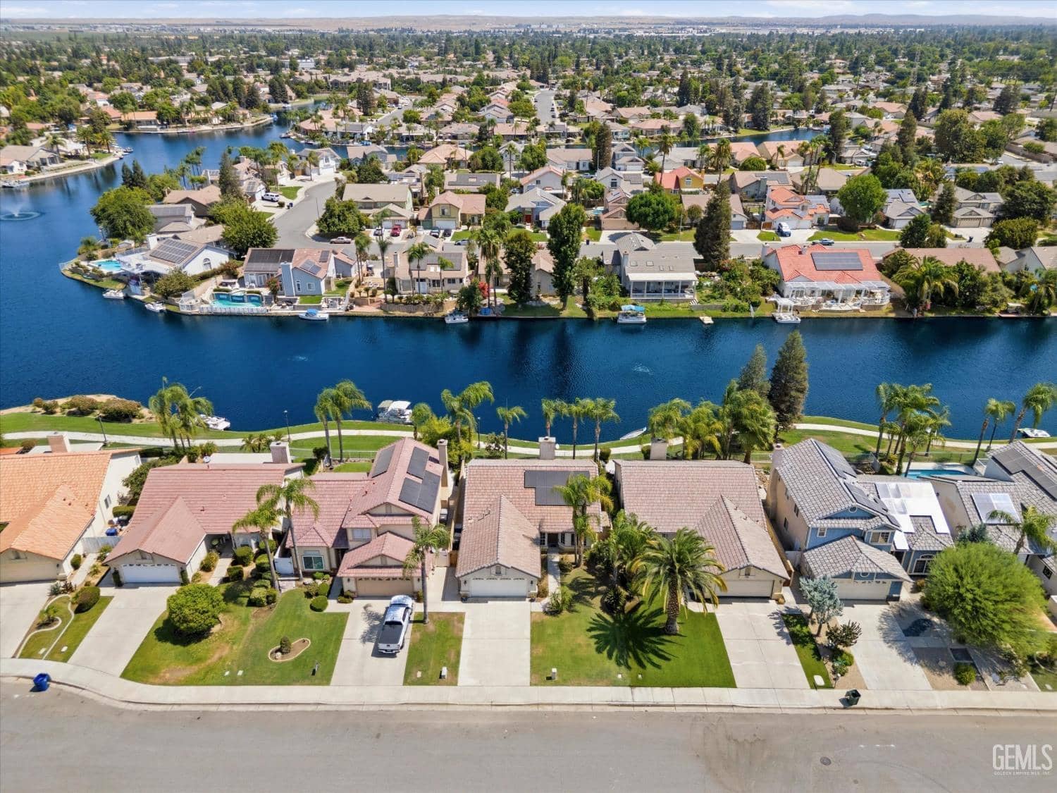 5004 Shorebird Drive — photo 3