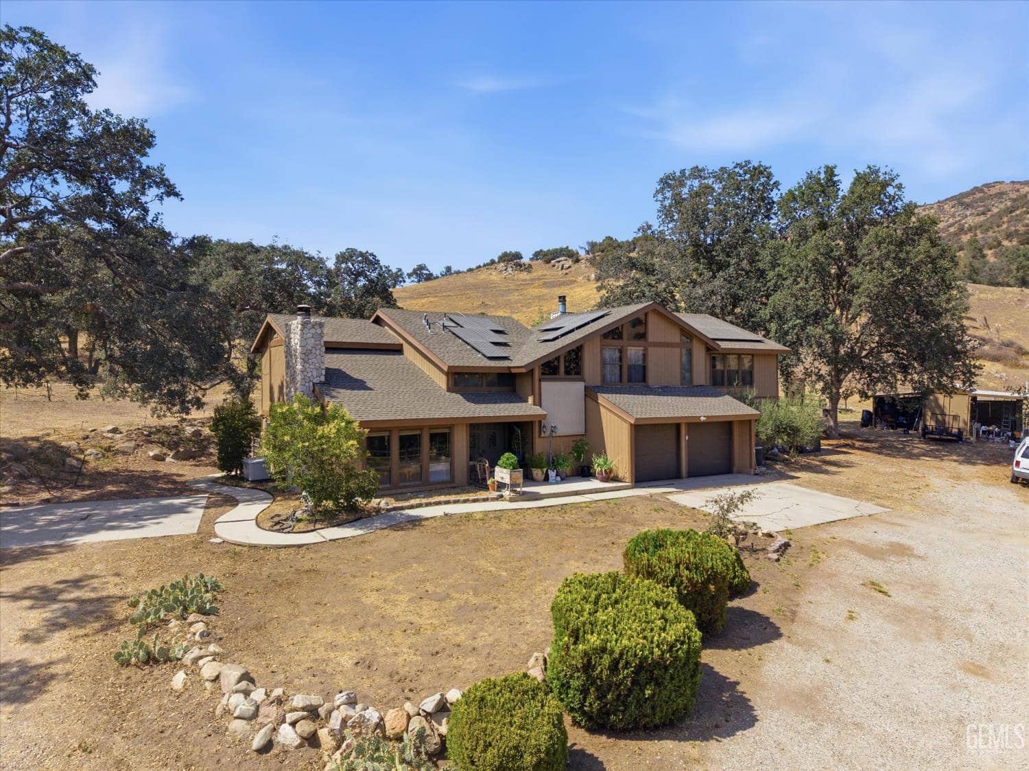 26001 Bear Valley Road — photo 5
