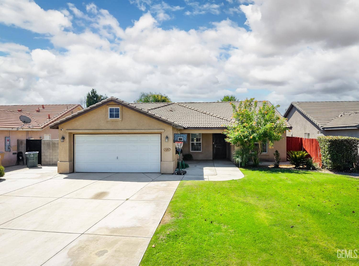 2917 Tapo Ridge Drive — photo 2
