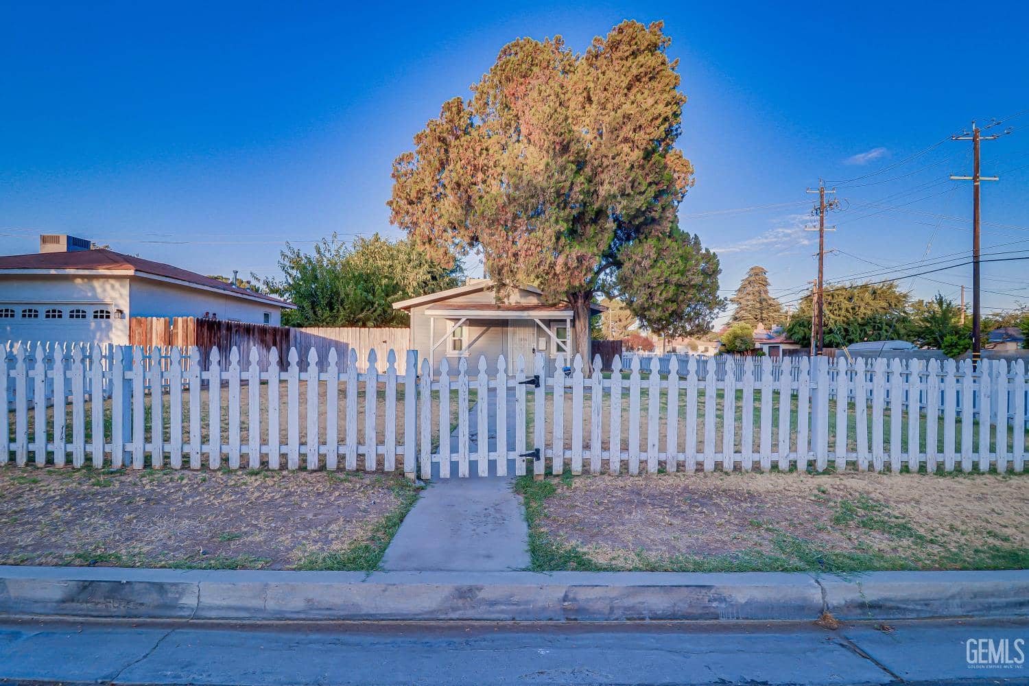 400 Cypress Street — photo 3