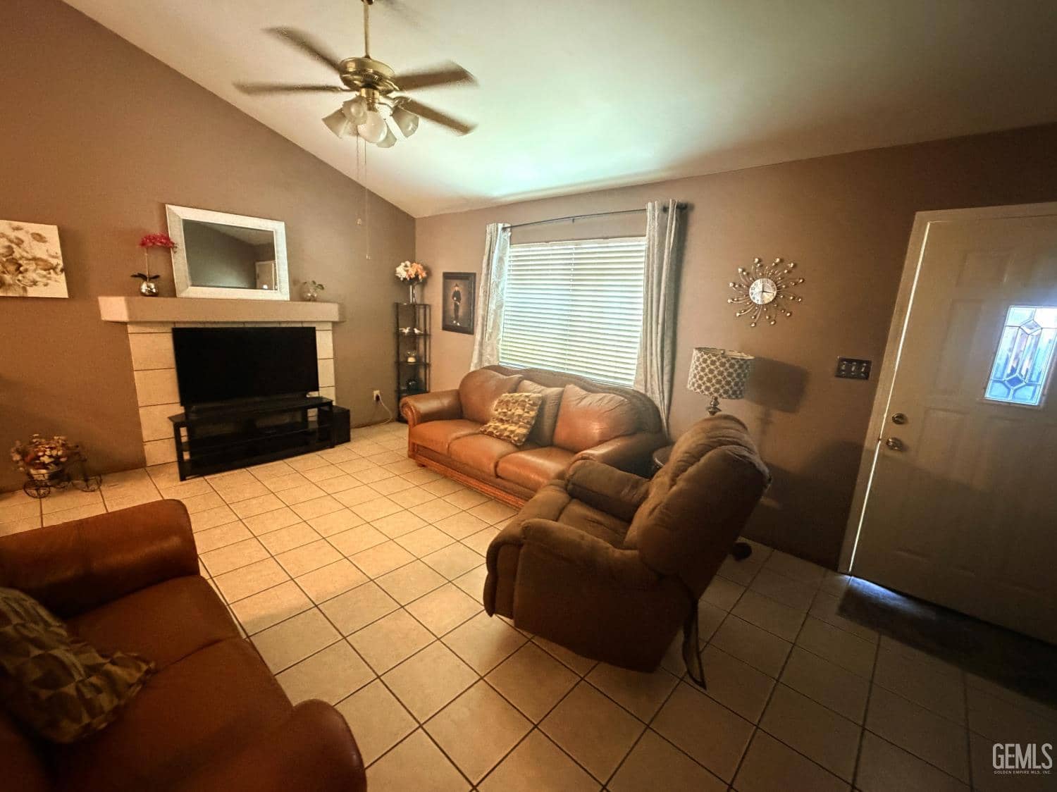 412 Leeta Street — photo 4