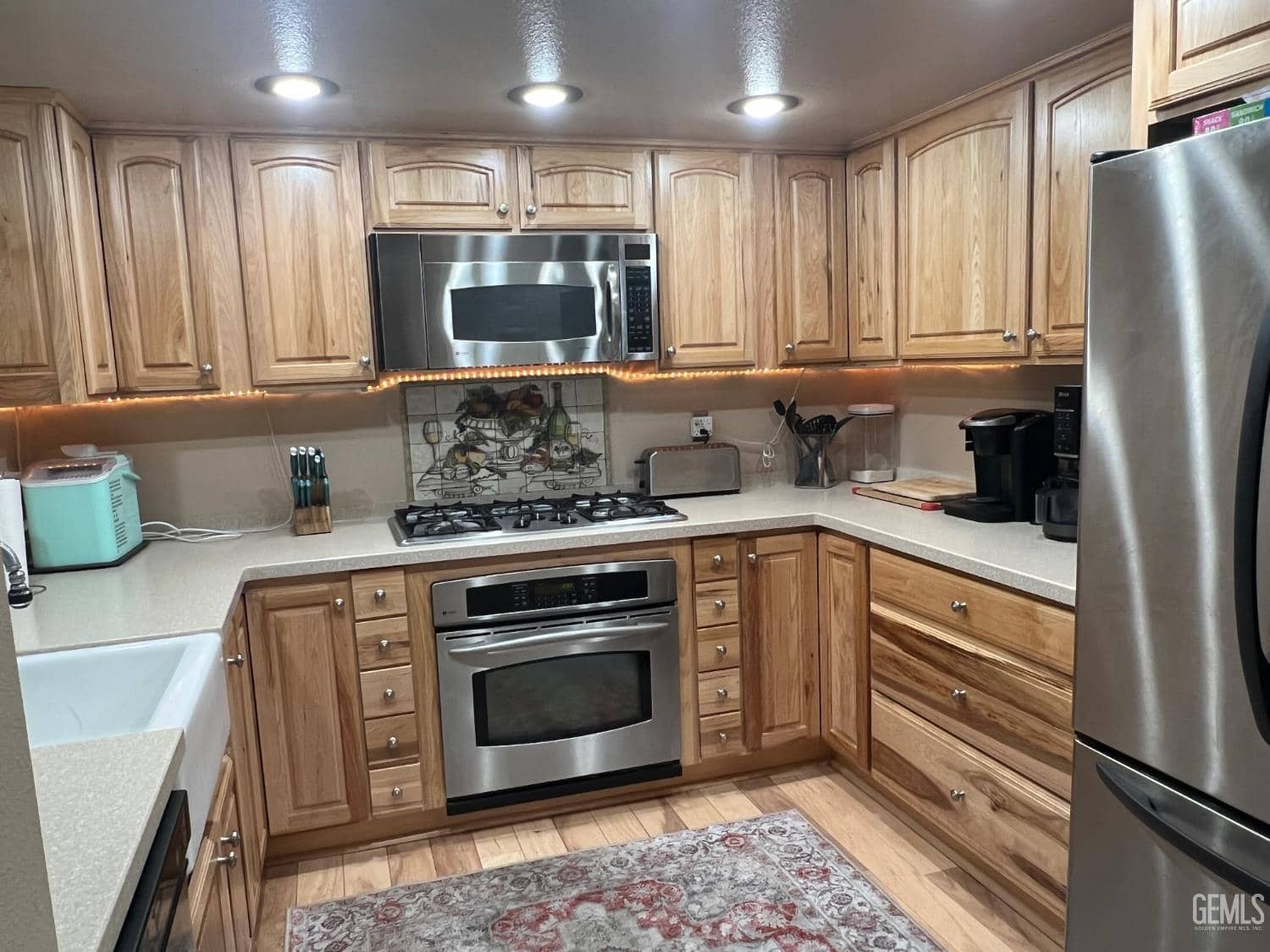 18571 Glenview Court — photo 6