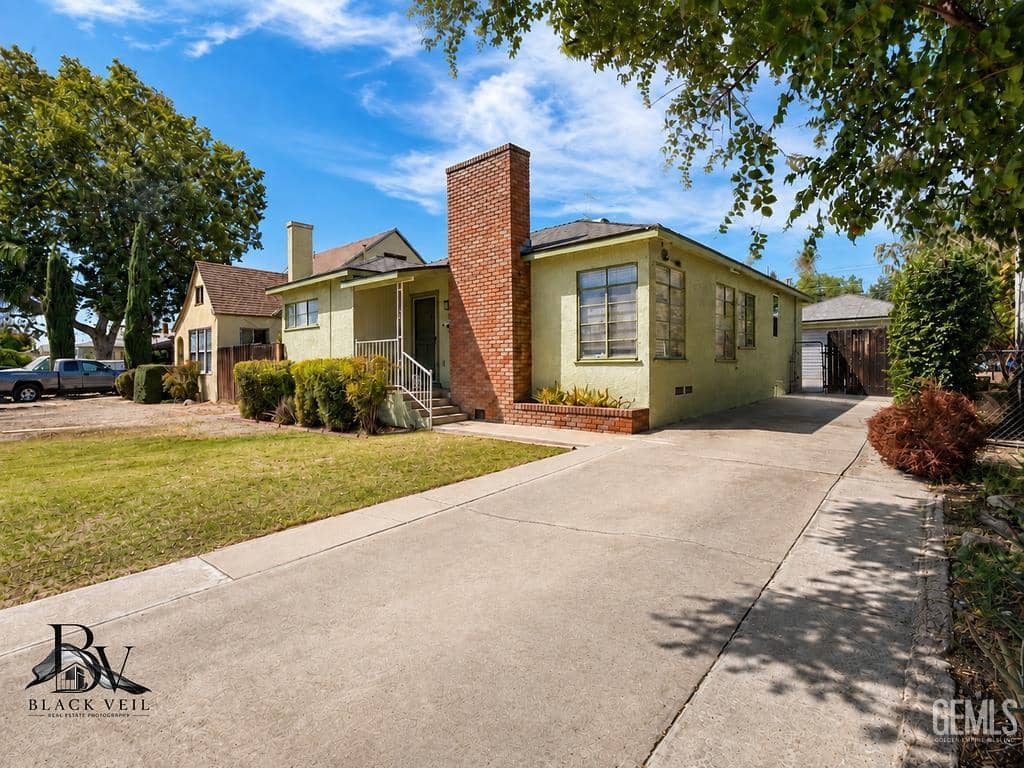 330 Francis Street — photo 3
