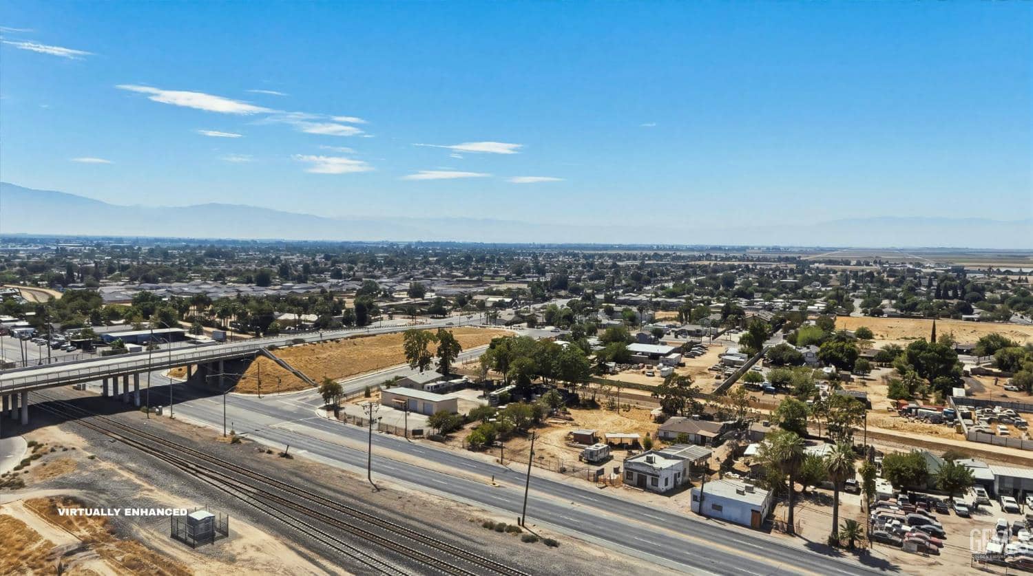 3003 Edison Highway — photo 3
