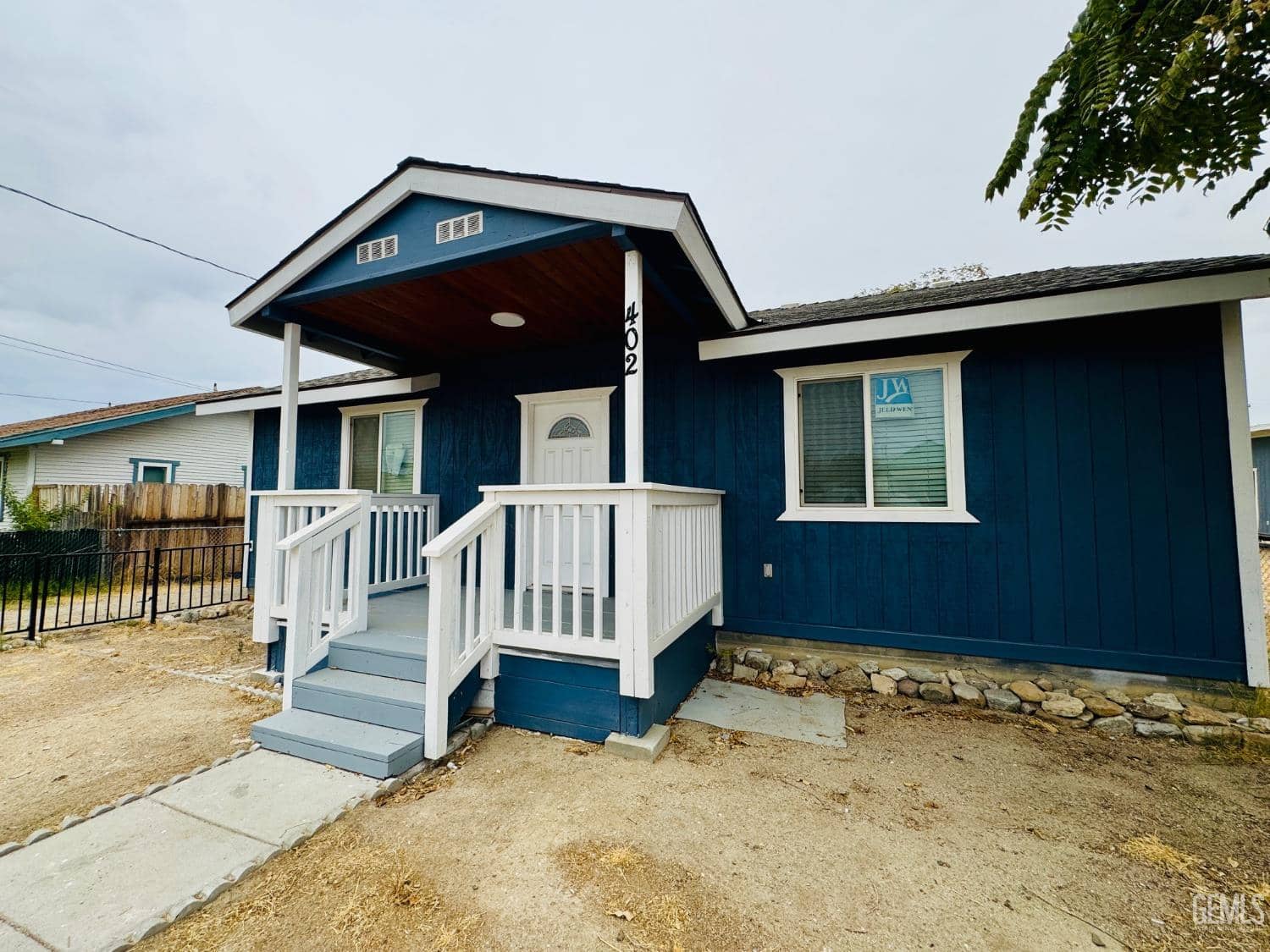 402 Mary Street — photo 3