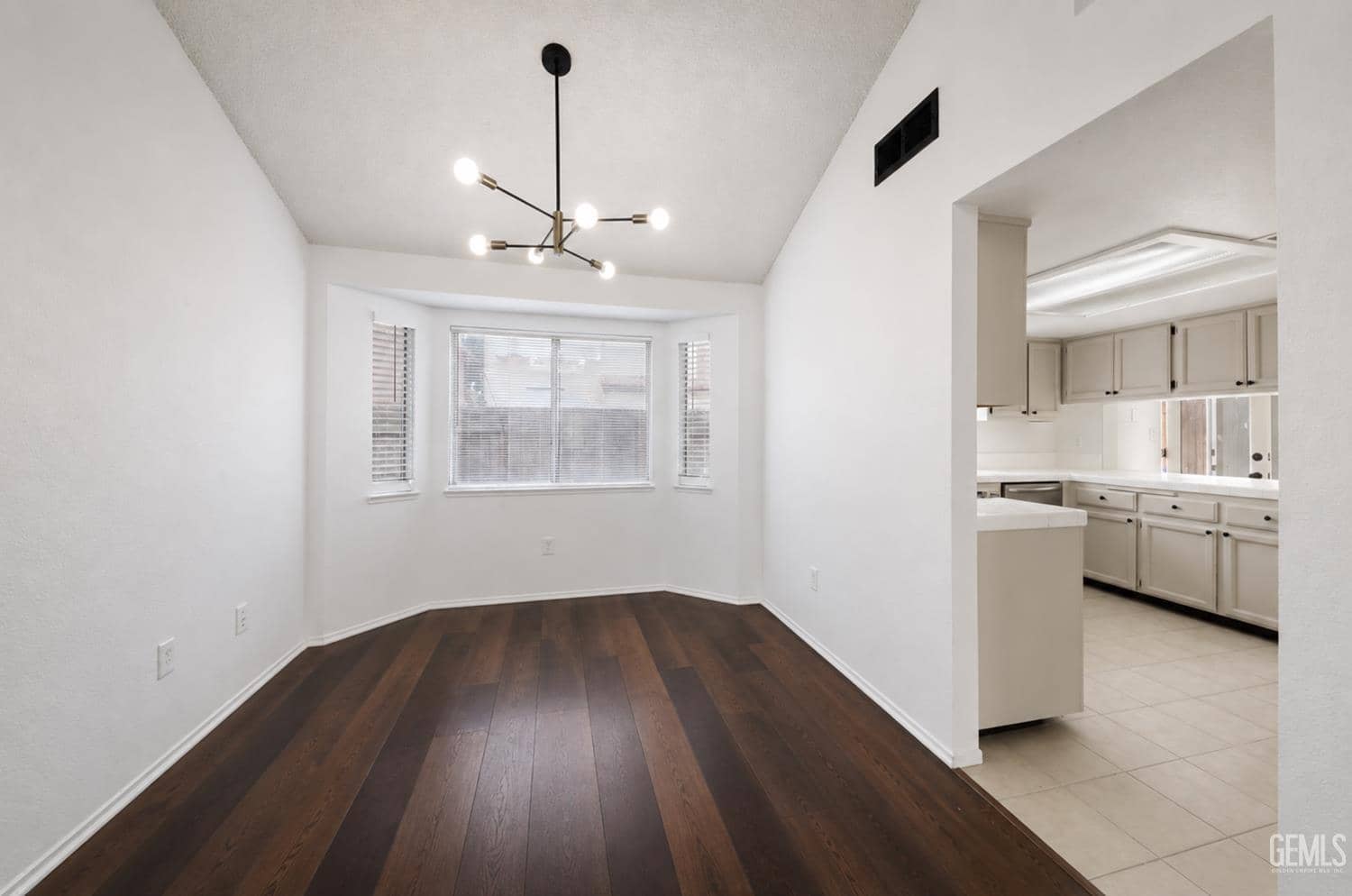 8109 Birch Street — photo 3