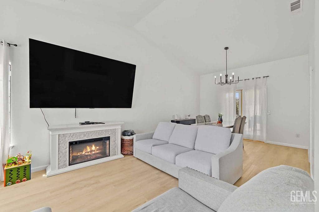 14408 San Esteban Avenue — photo 6