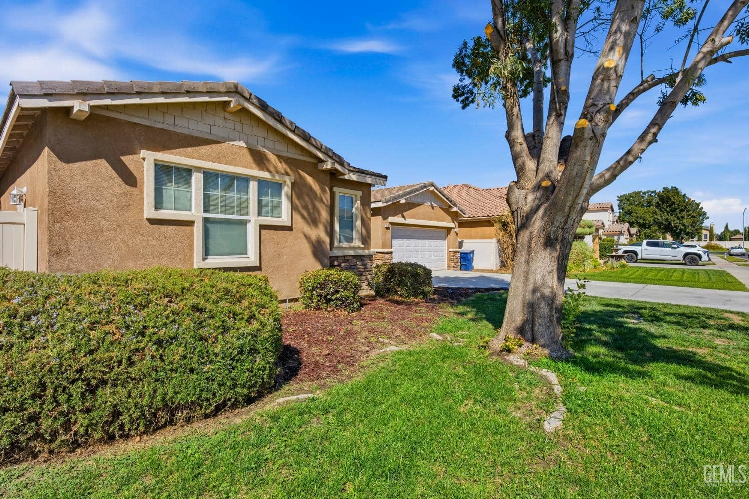 10108 Titanium Street — photo 4