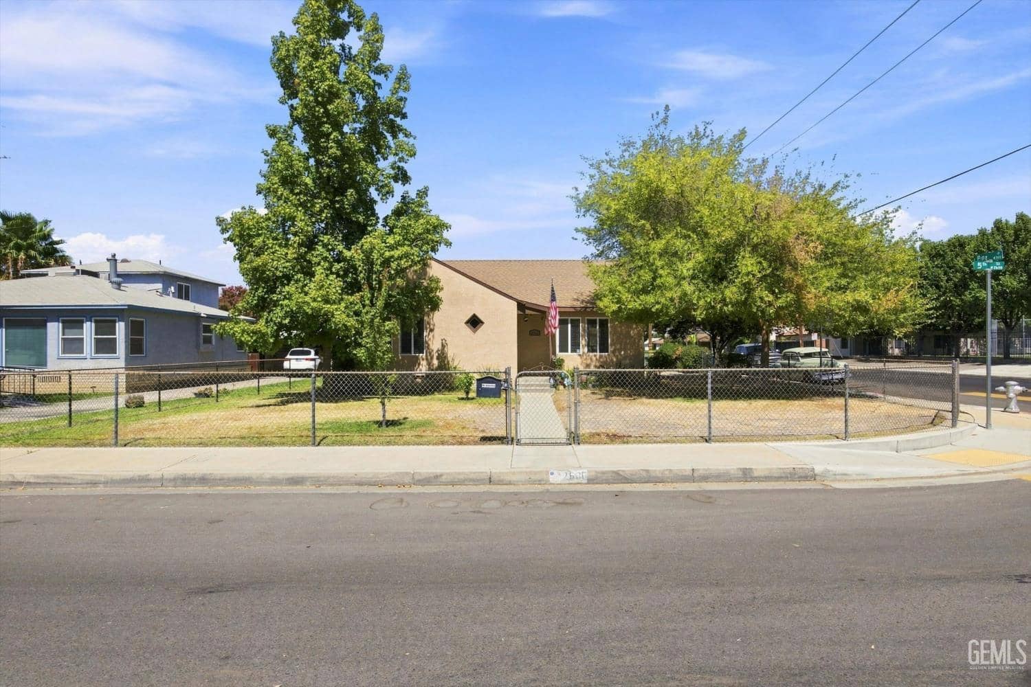 2600 5th Street — photo 3