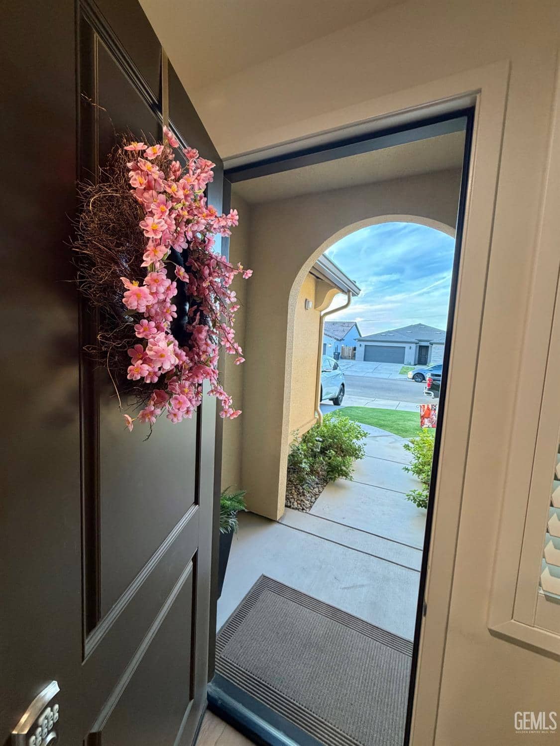 8521 Avon Street — photo 3
