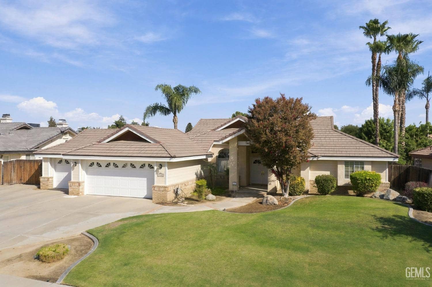 14608 Orchard Crest Avenue — photo 4