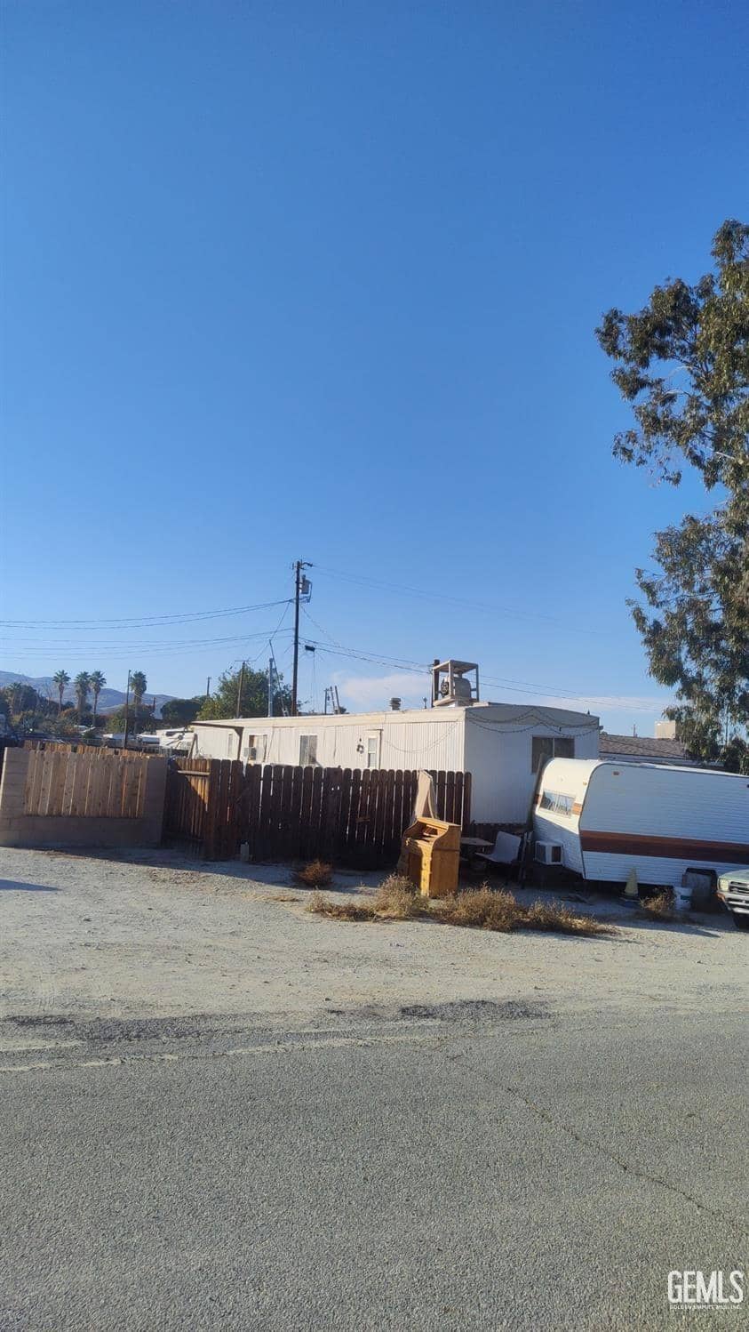 919 Madera Street — photo 2