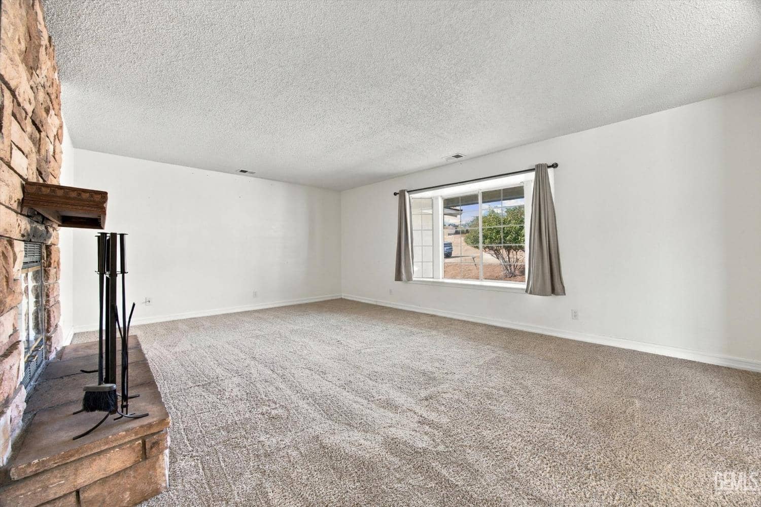 22608 Mariposa Road — photo 6