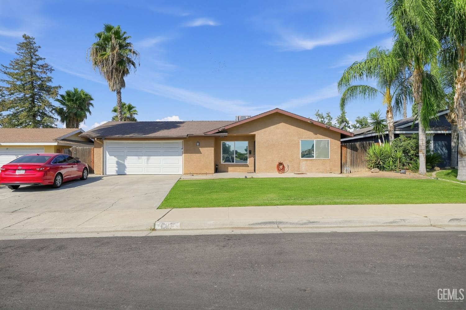 4501 Highland Hills Street