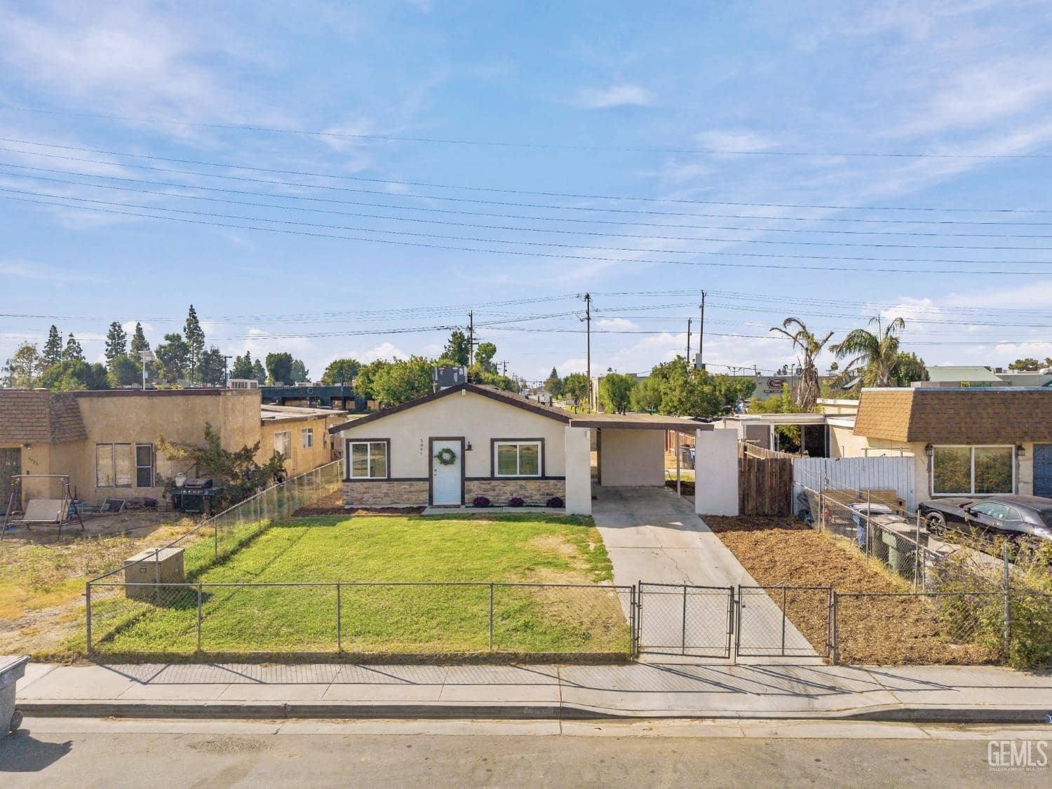 5001 Lawrence Court — photo 2