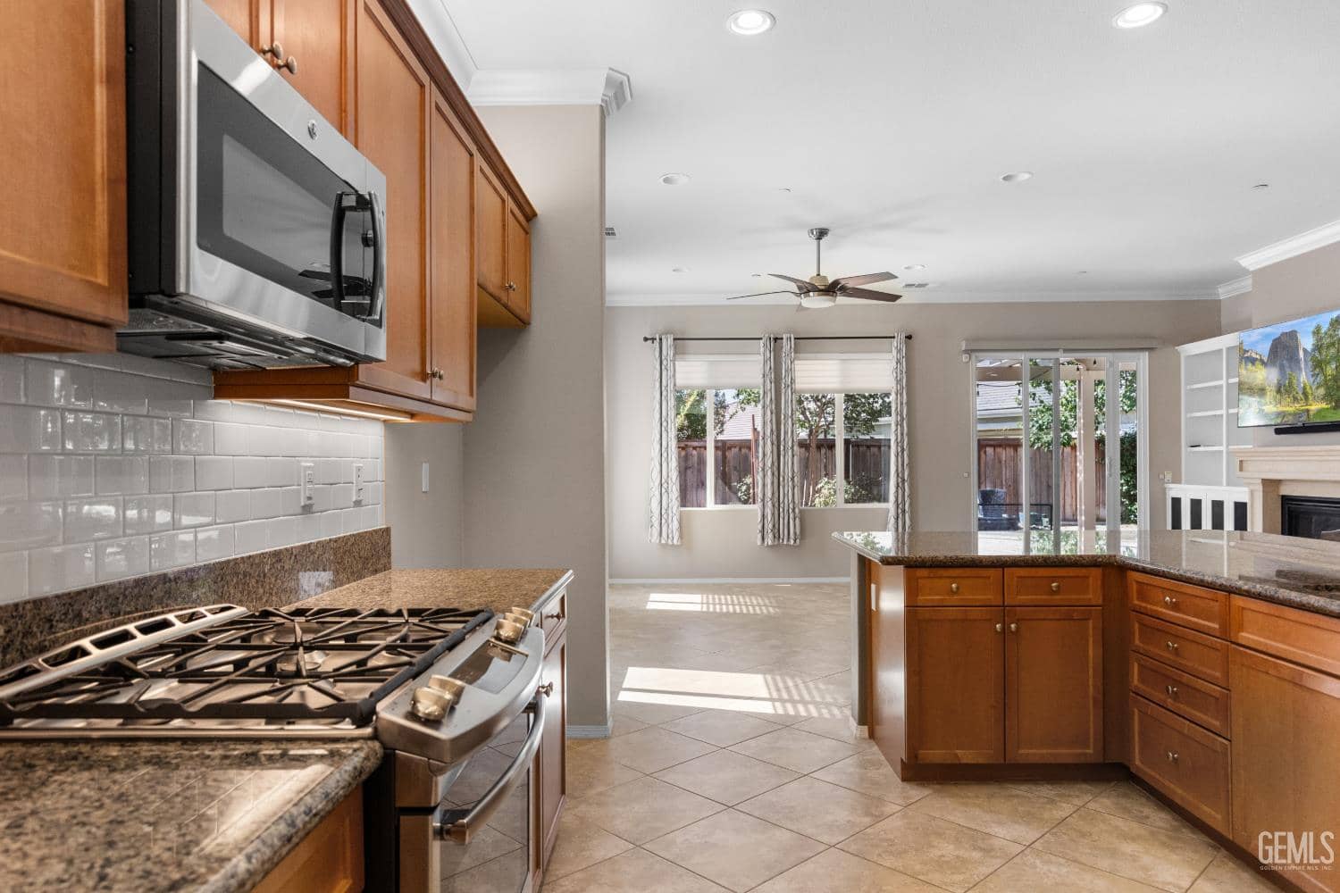 10007 Stockholm Place — photo 3