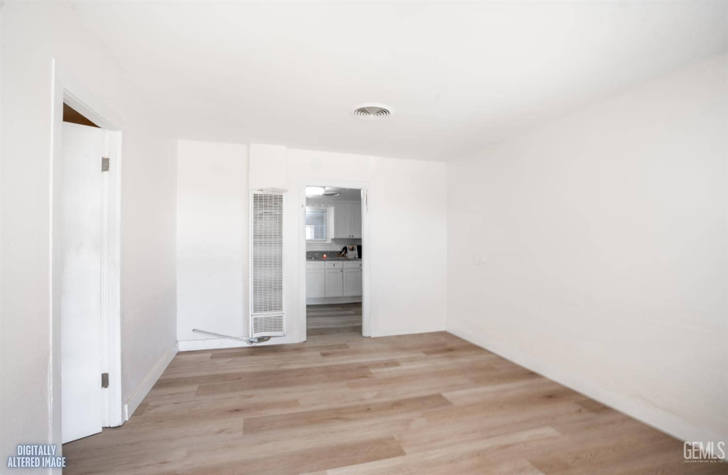 3819 Mitchell Avenue — photo 6