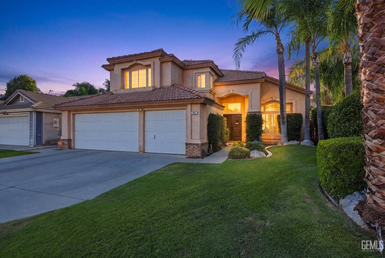 911 Crown Pointe Drive