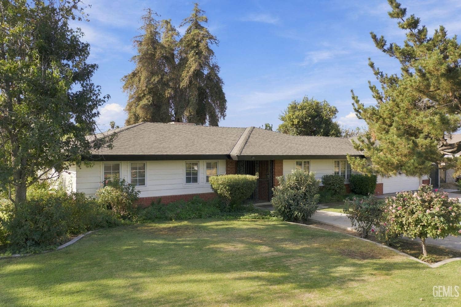 6401 Carter Avenue — photo 2