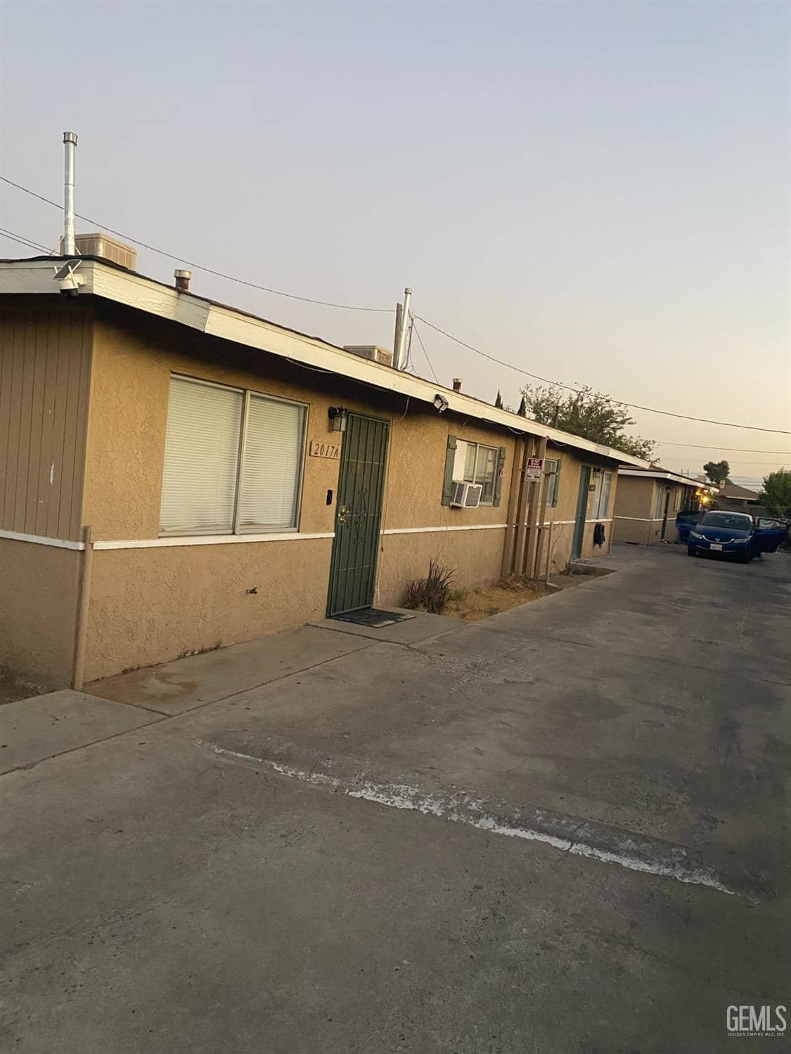 2017 Planz Rd — photo 2