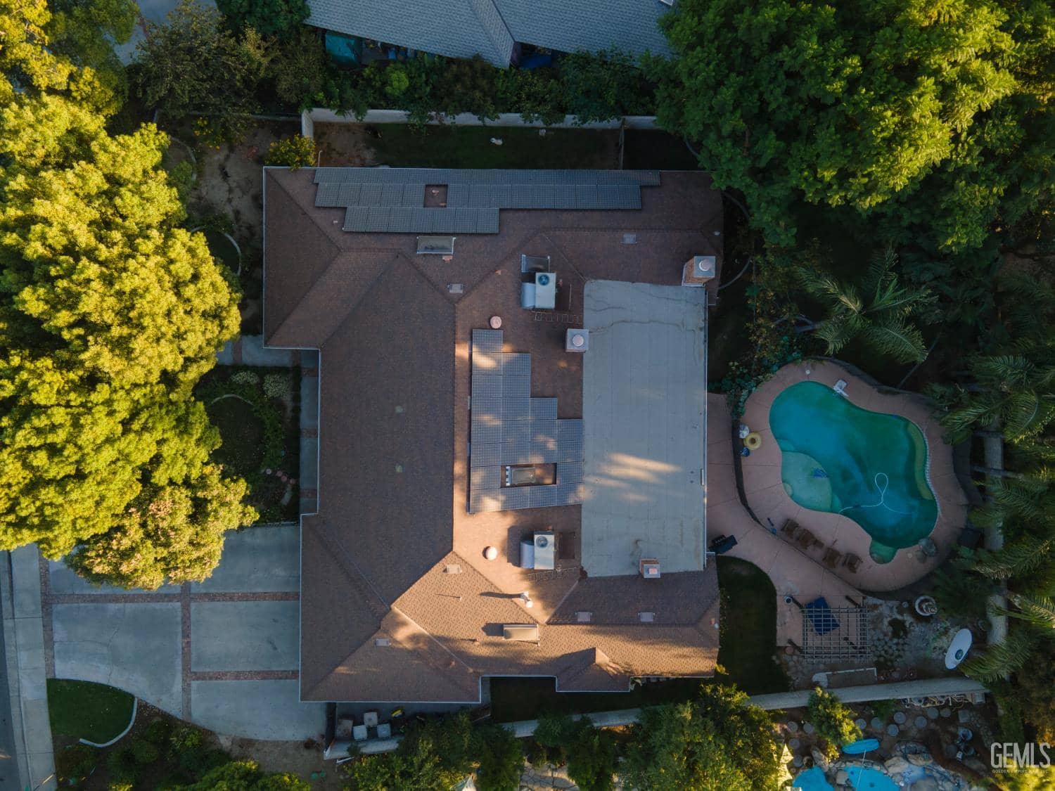 2201 Haggin Oaks Boulevard — photo 3