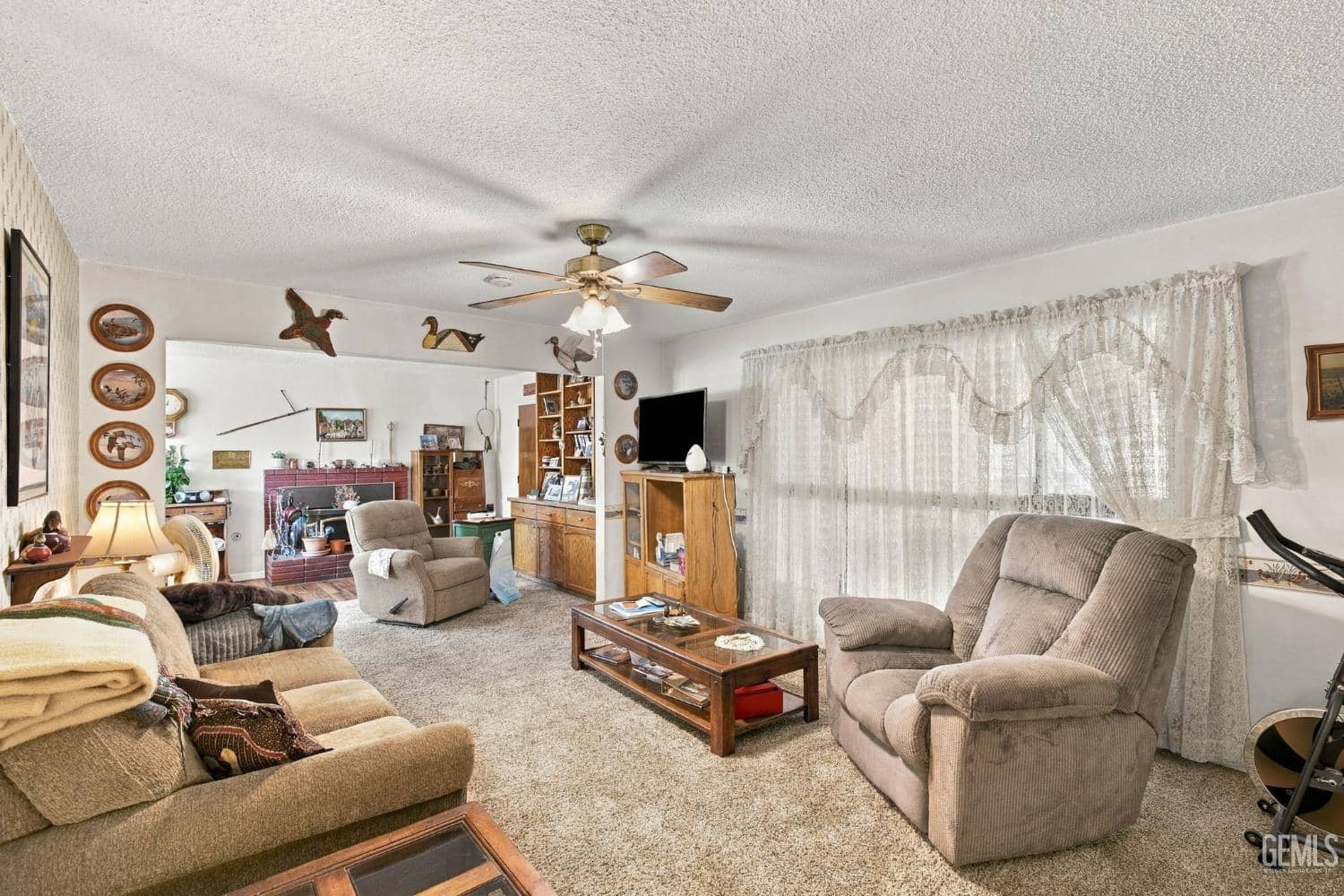 3612 Laverne Avenue — photo 4
