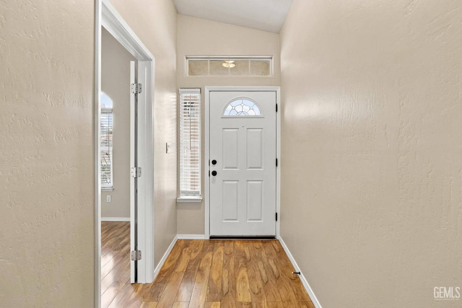 9517 Hamburg Court — photo 4