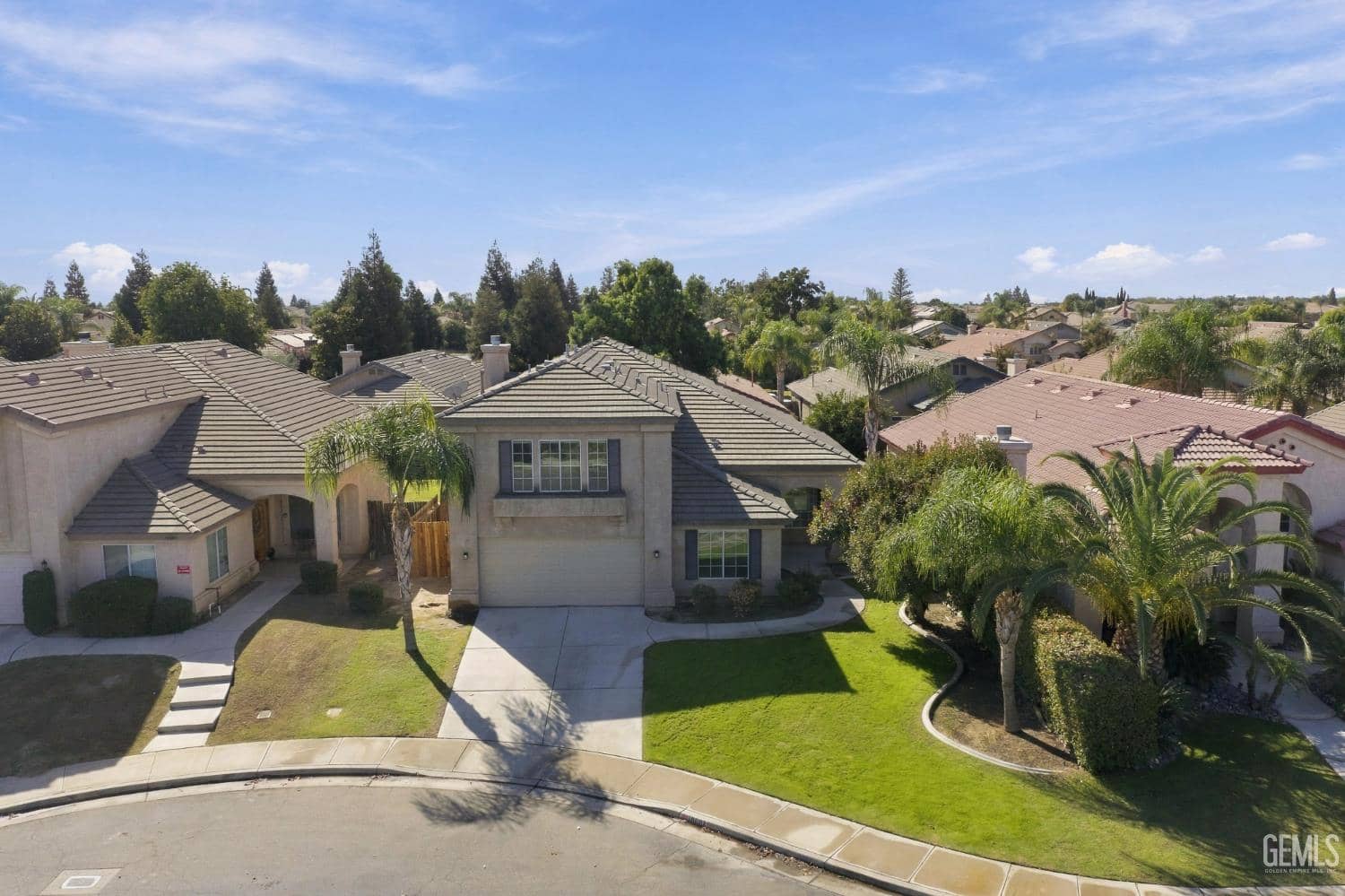 10007 Saint Albans Avenue — photo 3