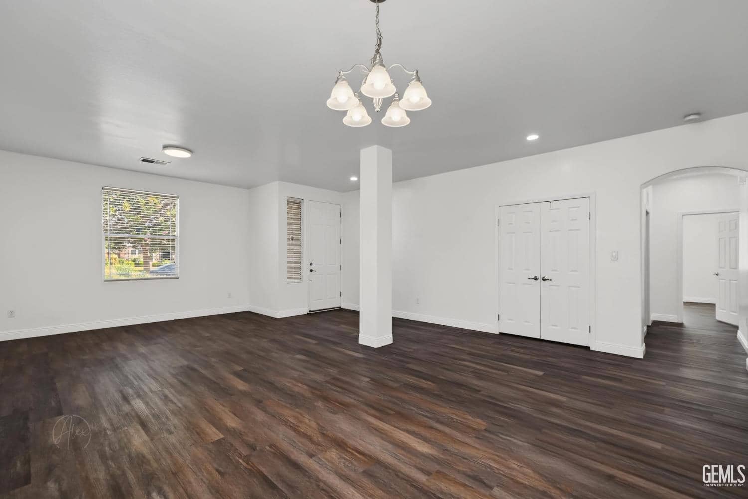 6311 Star Sapphire Drive — photo 2