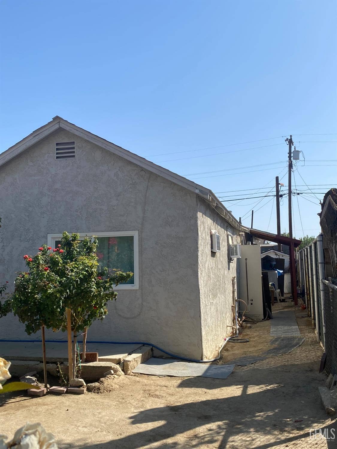 629 Beverly Street — photo 2