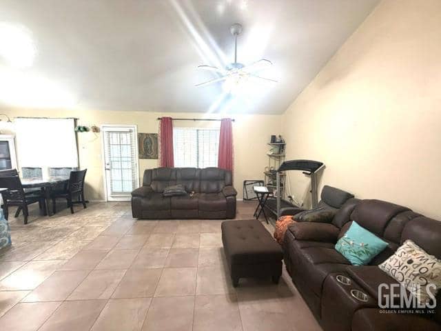 5500 Cascade Ridge Street — photo 4